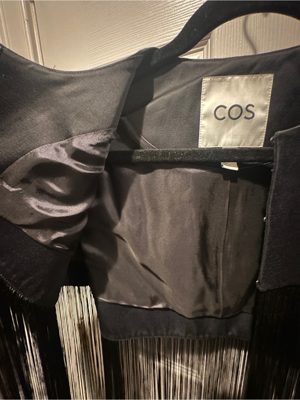 COS Fringed Cape - Picture 8 of 9